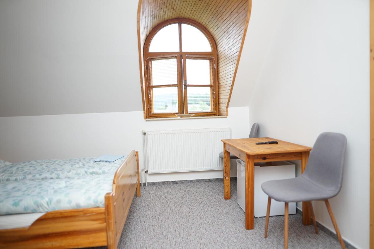 Penzion Terasa, Bed & Breakfast Велке Лосины Экстерьер фото