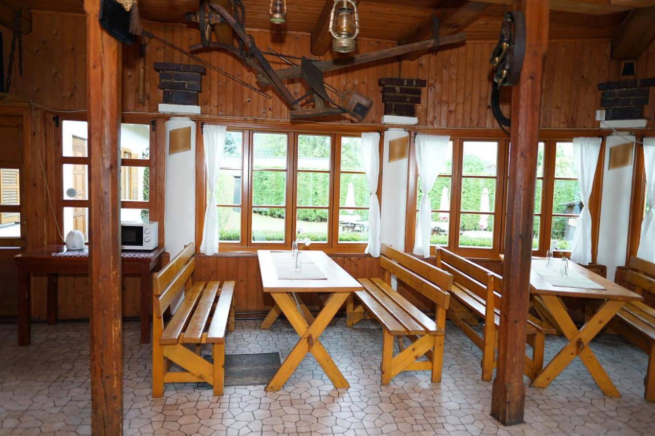 Penzion Terasa, Bed & Breakfast Велке Лосины Экстерьер фото